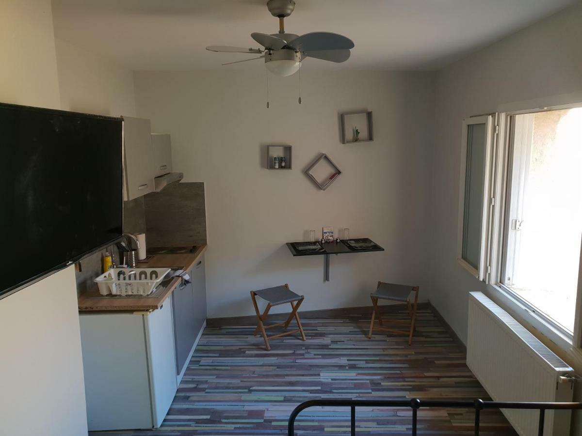 City House Appartements Entraigues-sur-la-Sorgue Esterno foto