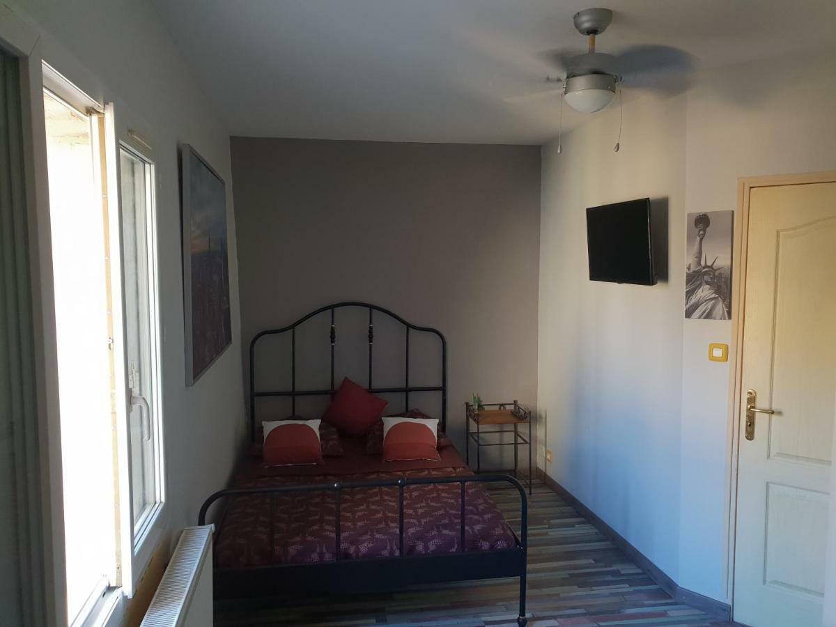 City House Appartements Entraigues-sur-la-Sorgue Esterno foto