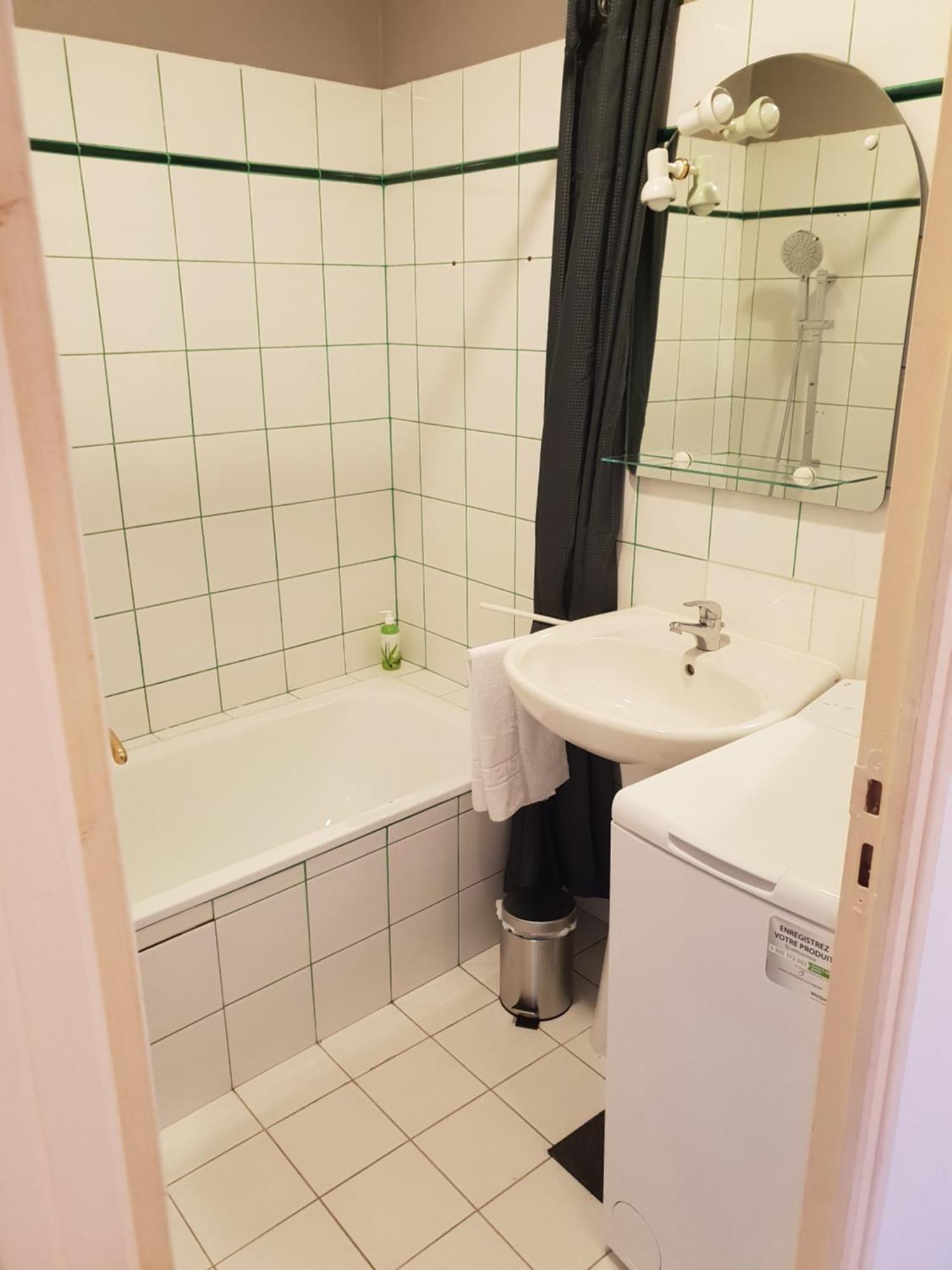 City House Appartements Entraigues-sur-la-Sorgue Esterno foto