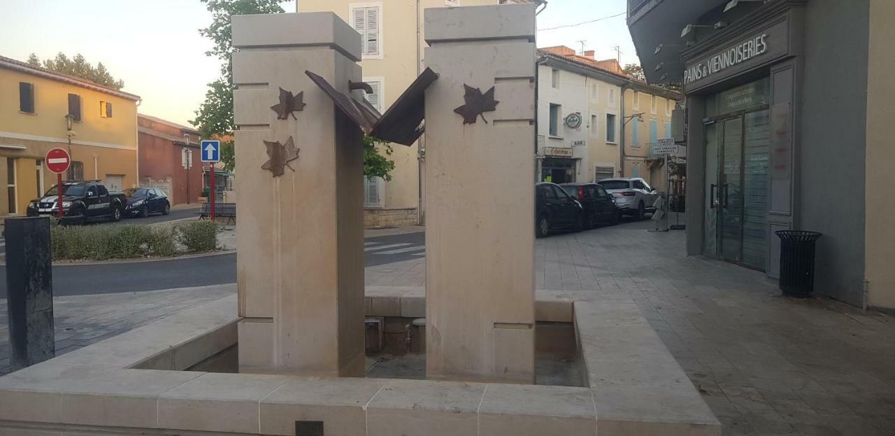 City House Appartements Entraigues-sur-la-Sorgue Esterno foto